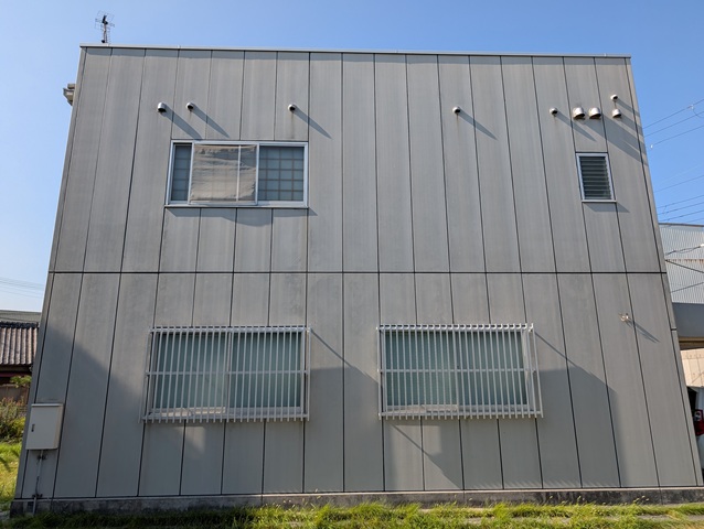 某コミュニティーセンター様 南面外壁シール補修工事