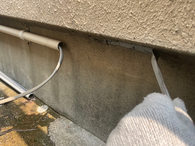 既存シール撤去